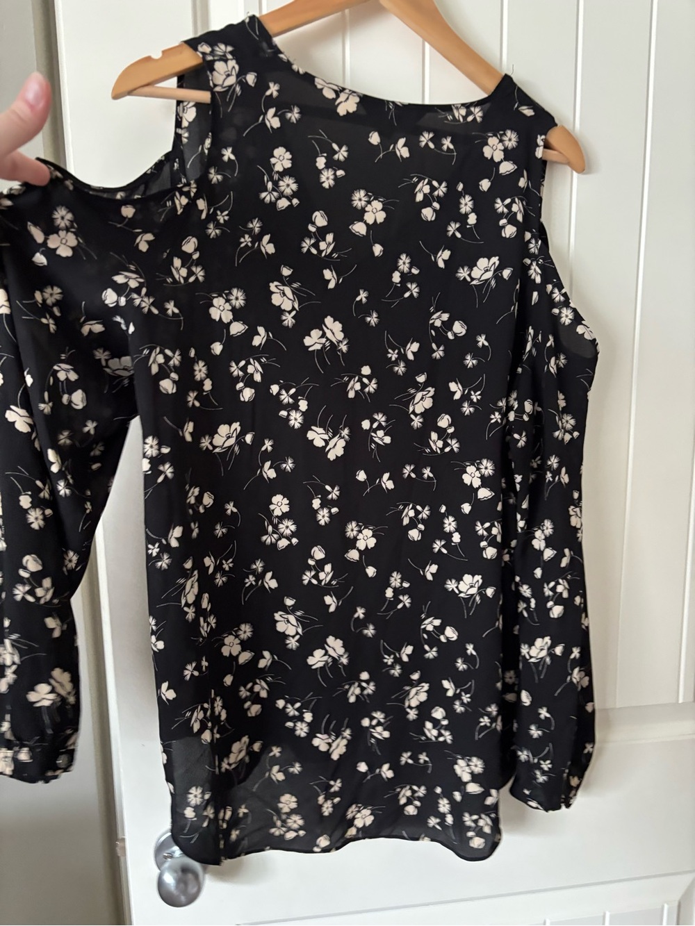 Lauren Ralph Lauren Floral Cold Shoulder Blouse Black Cream XL - Picture 6 of 6